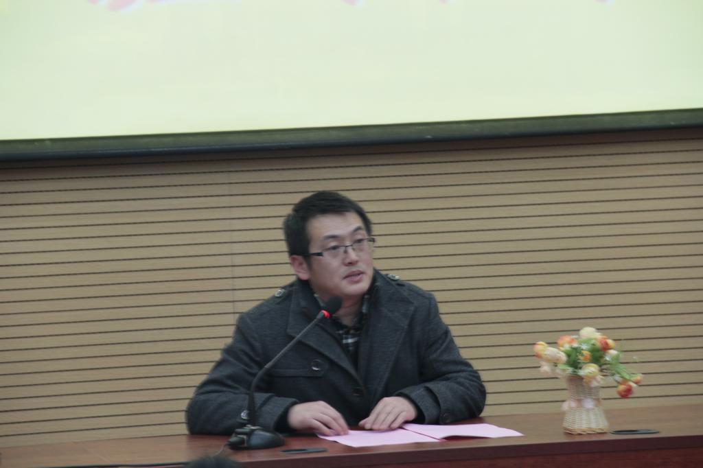 人文社会科学乐鱼leyu(中国)党校副校长、人文社会科学乐鱼leyu(中国)党委副书记汪晟老师作开班致辞